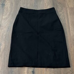 Banana Republic Black Pencil Skirt Size 4 Classic Work Office Career Minimalist